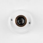 Relight Era, Decken-Wandleuchte aus Porzellan Weiß mit Vintage Lampenfassung aus Messing Old English 2