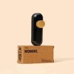 Relight Moment Universaldimmer, schwarz, mit Drehregler aus Messing