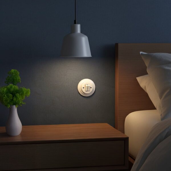 up6-weiss-im-schlafzimmer