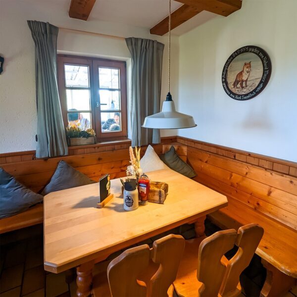 unser Emaille-Lampenschirm im Restaurant